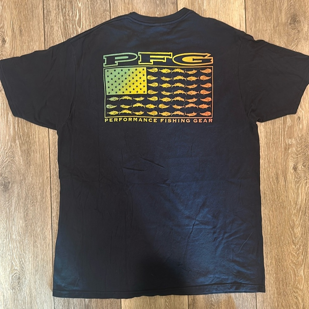 Columbia PFG T shirt
